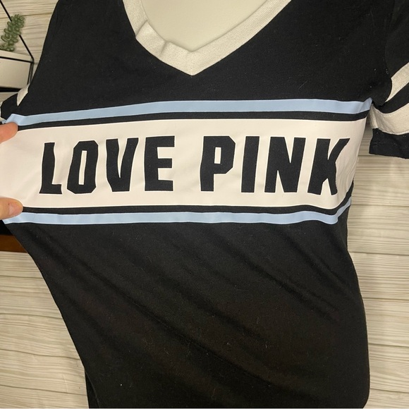 VS PINK Short Sleeve Tee - Picture 2 of 4